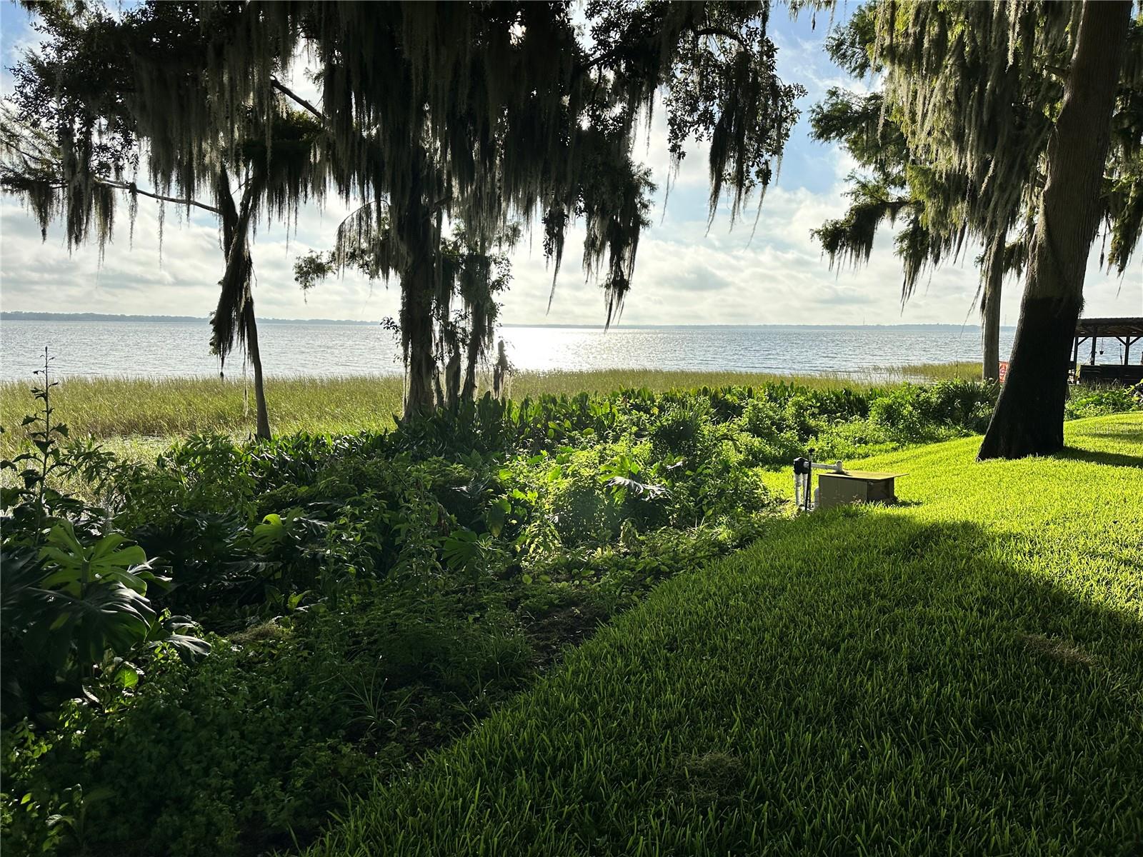 WESTERN SHORES SECOND ADD - Residential