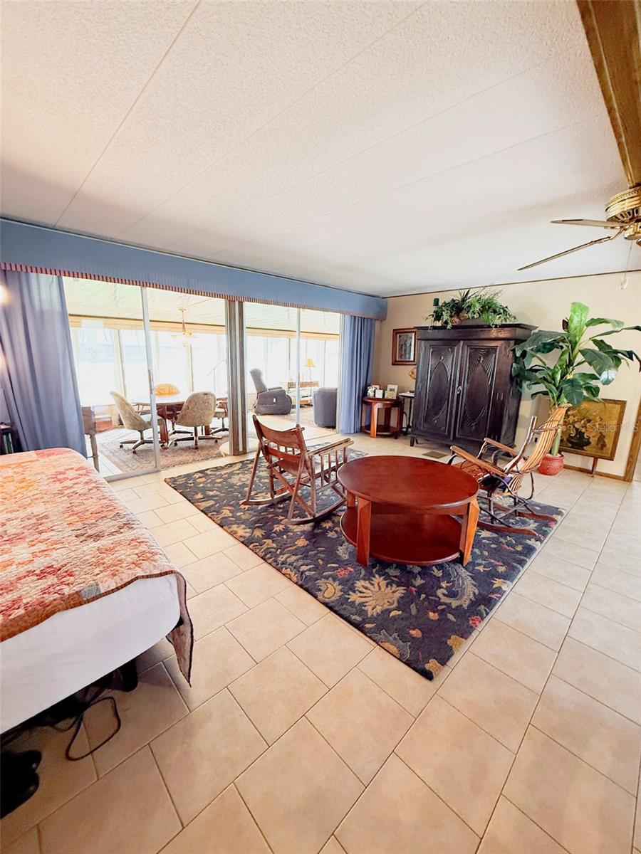WESTERN SHORES SECOND ADD - Residential