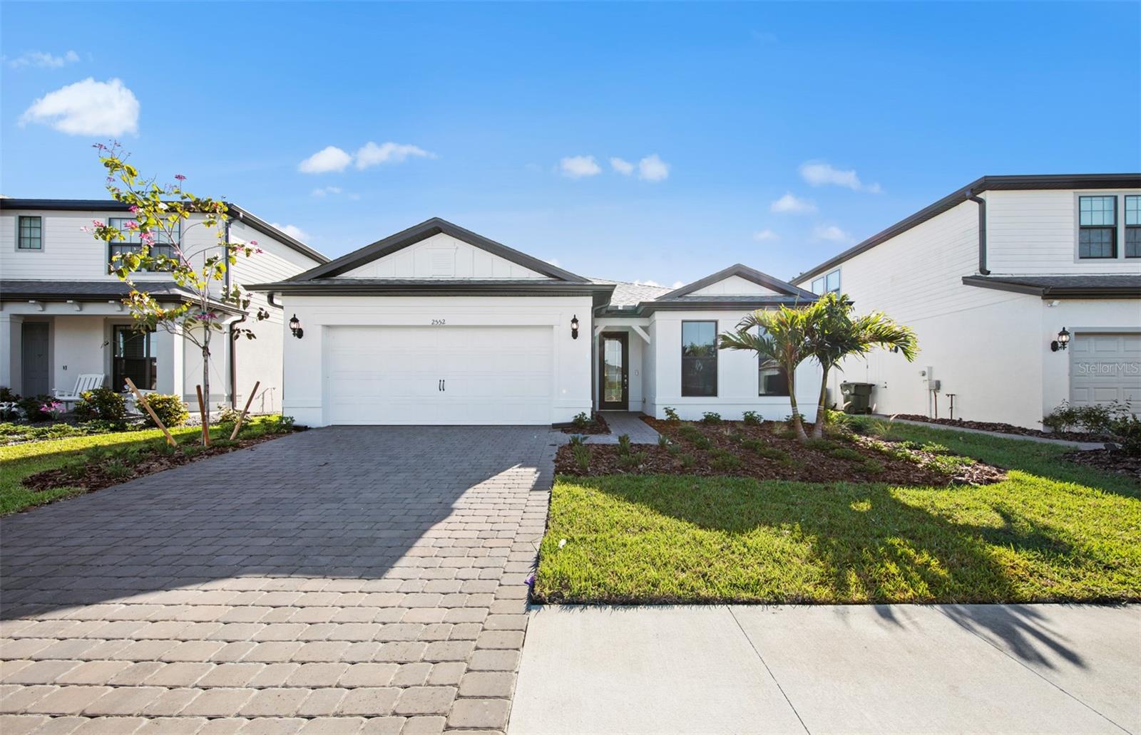 CEDAR GROVE AT THE WOODLANDS - Residential