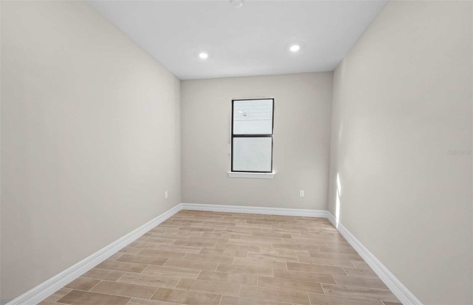 CEDAR GROVE AT THE WOODLANDS - Residential