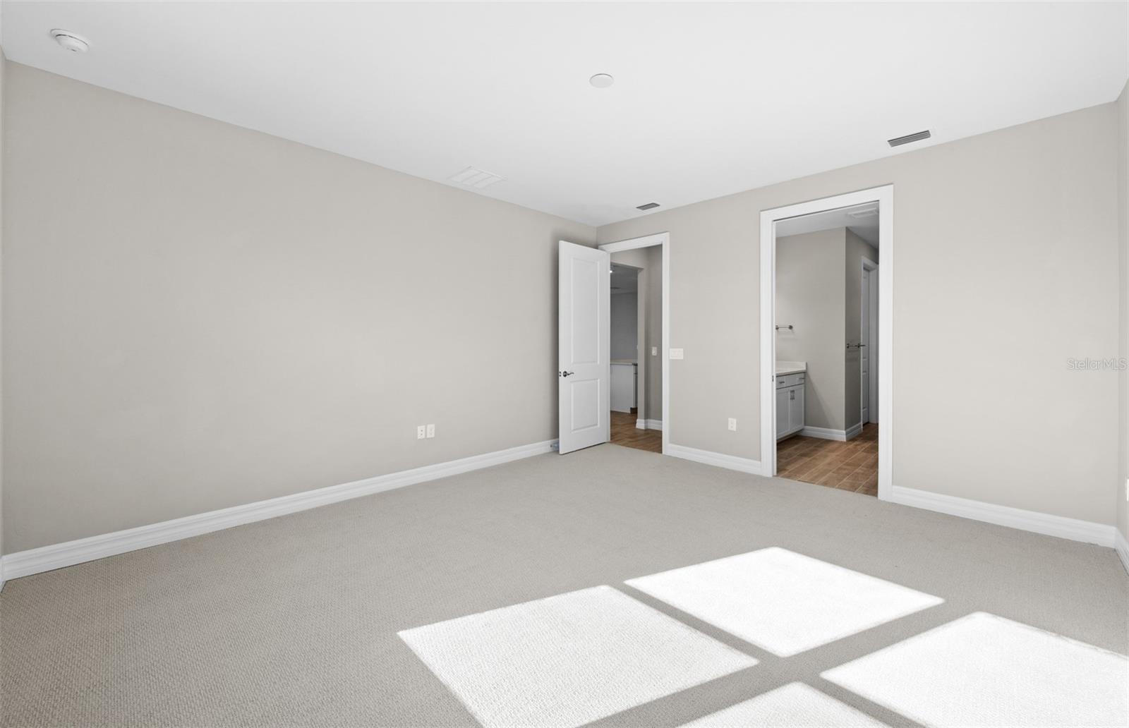 CEDAR GROVE AT THE WOODLANDS - Residential
