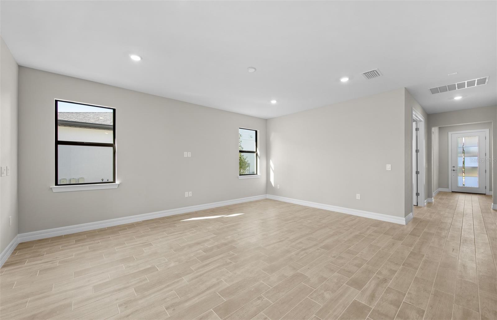 CEDAR GROVE AT THE WOODLANDS - Residential