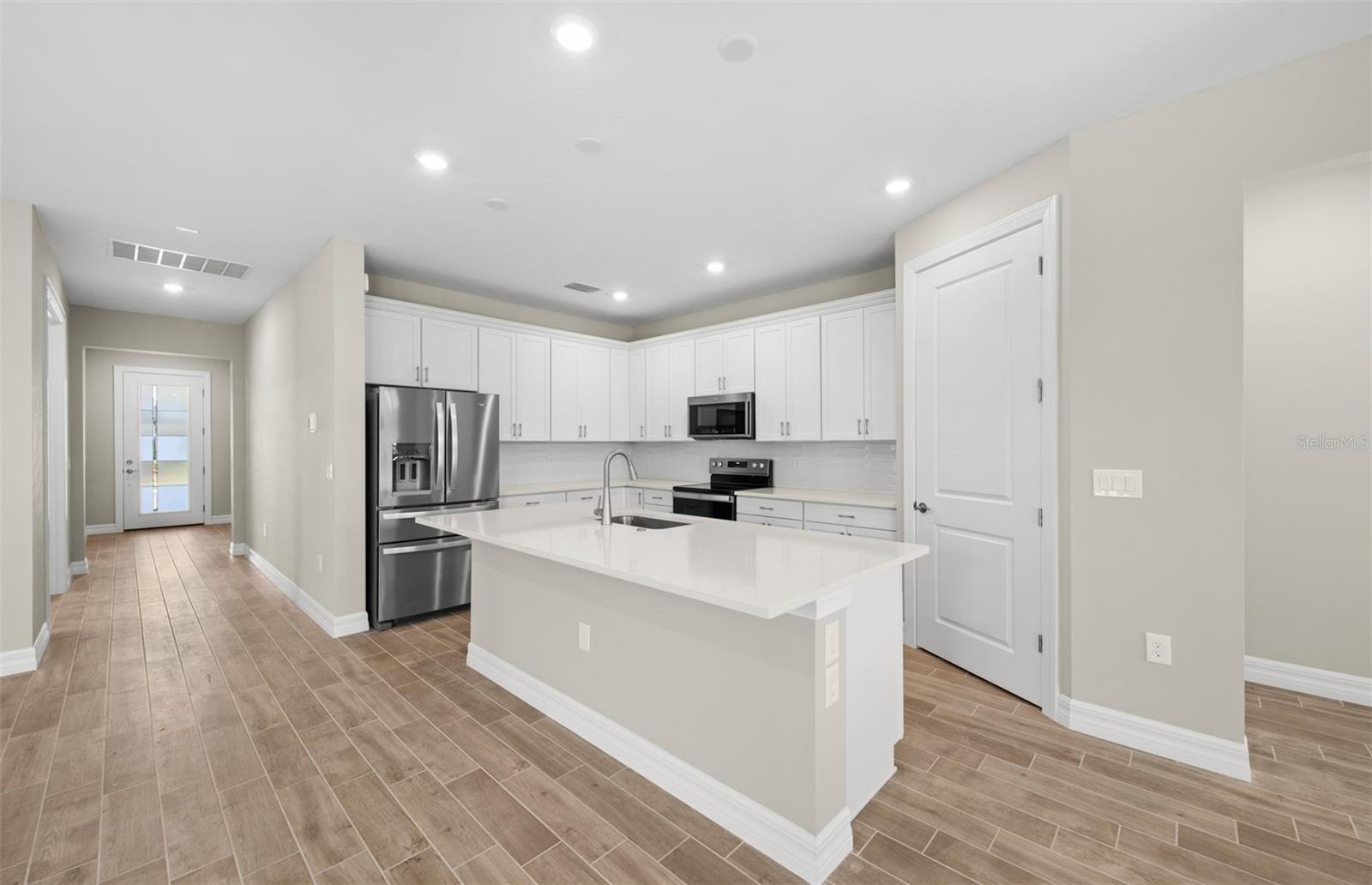 CEDAR GROVE AT THE WOODLANDS - Residential