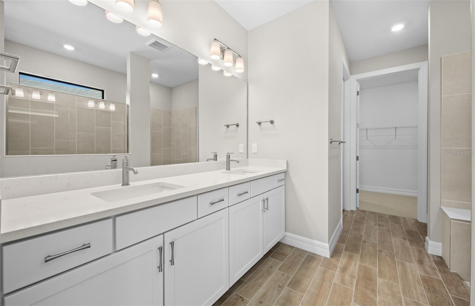 CEDAR GROVE AT THE WOODLANDS - Residential