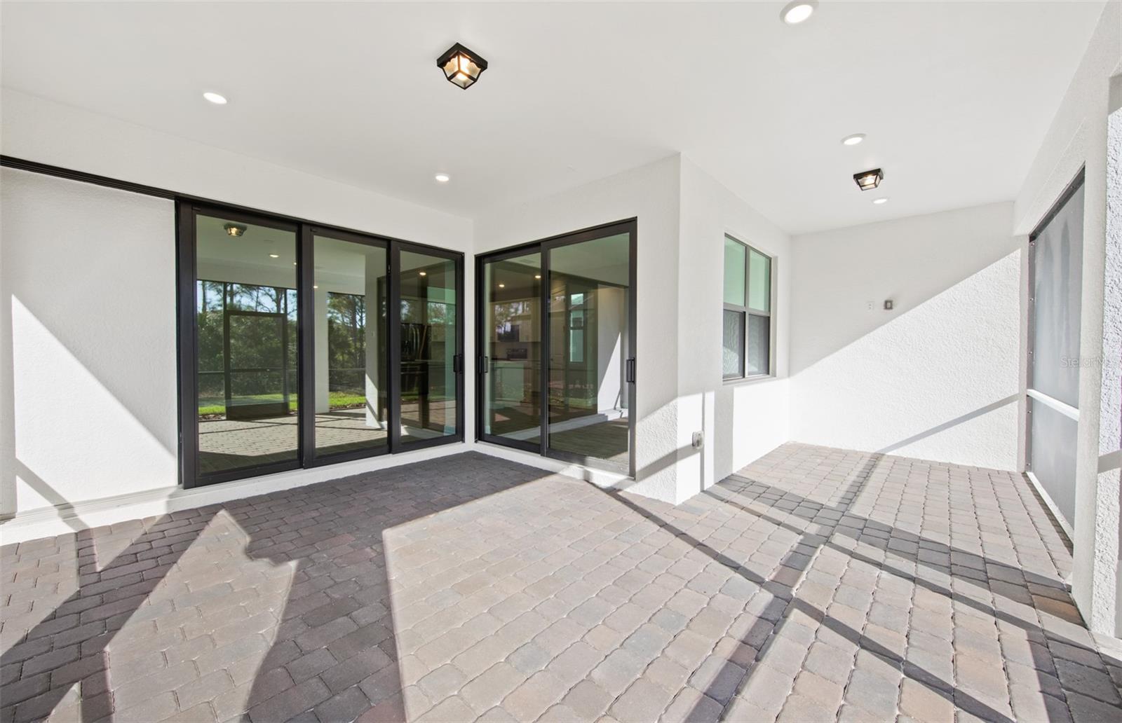 CEDAR GROVE AT THE WOODLANDS - Residential