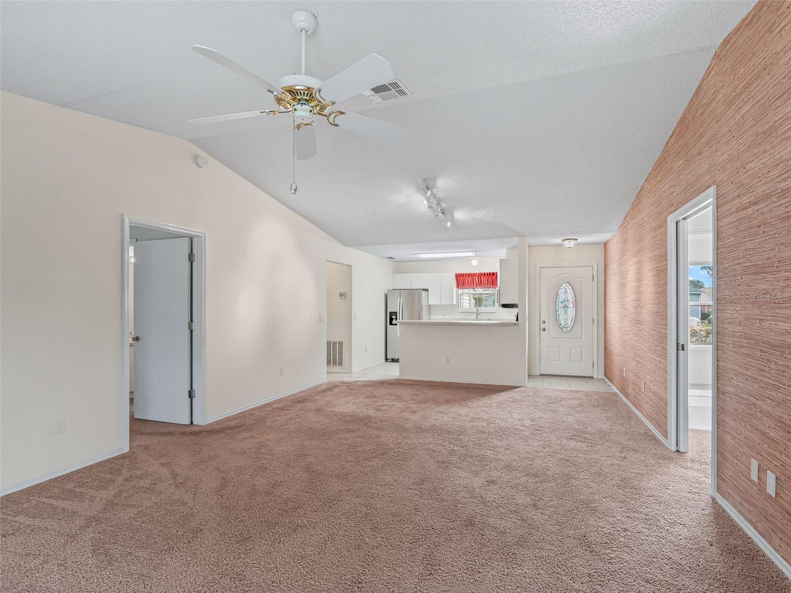 SUMTER VILLAGES - Residential Lease