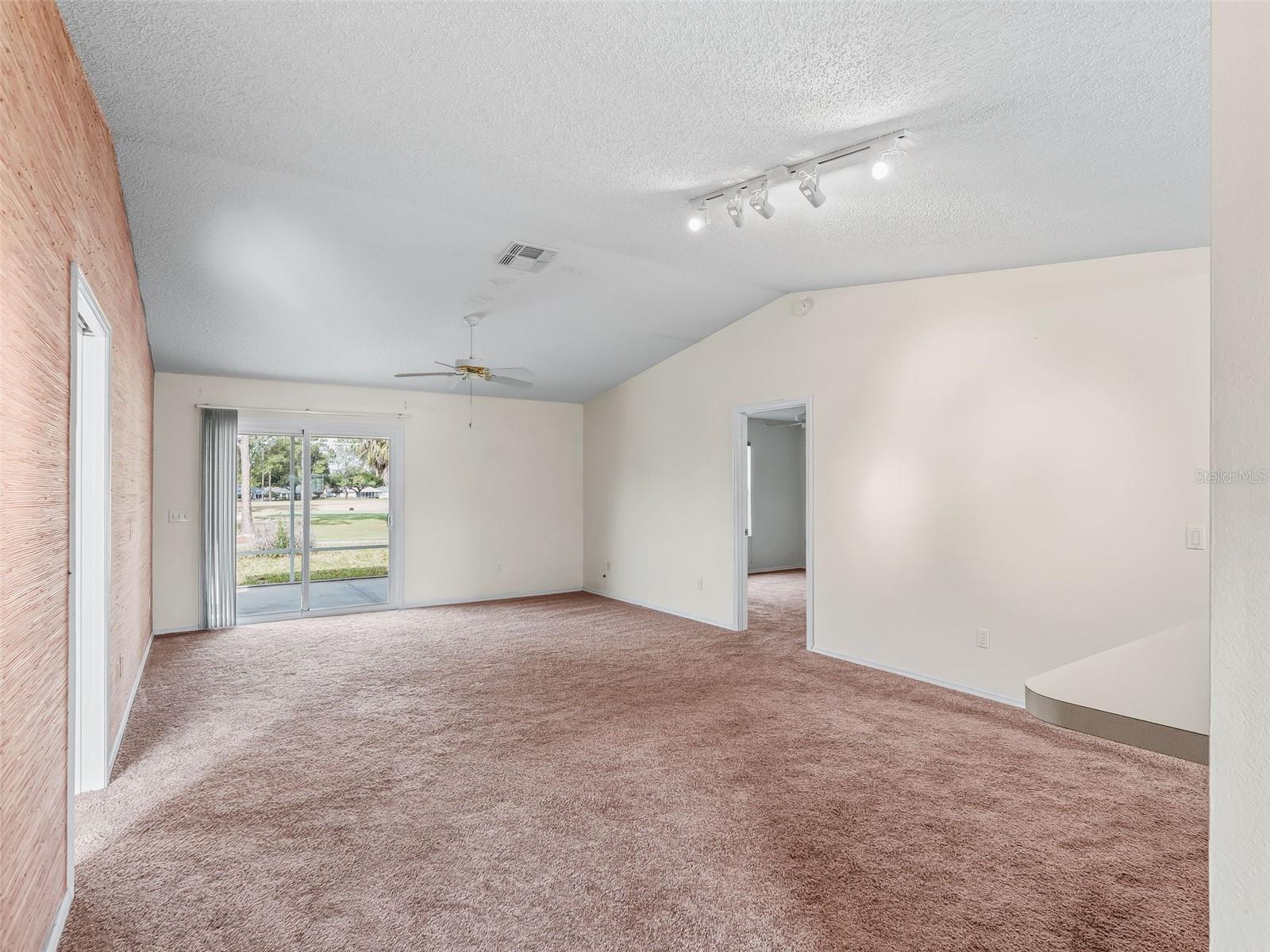 SUMTER VILLAGES - Residential Lease