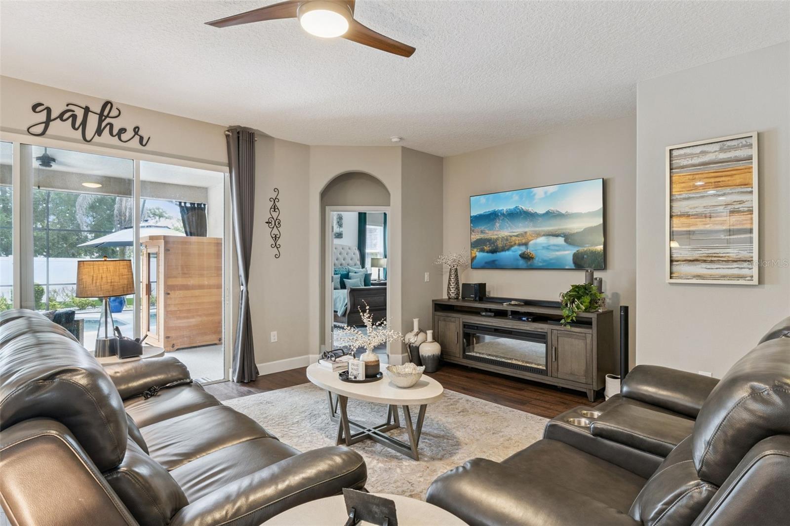 CHANDLER ESTATES - Residential