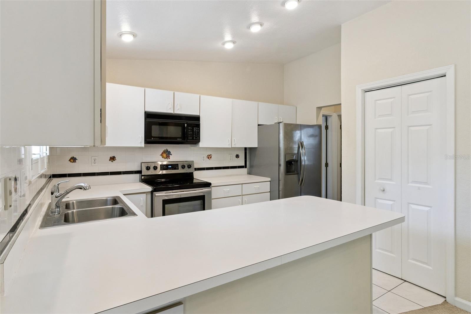 SPRINGLAKE VLG PH 1 - Residential