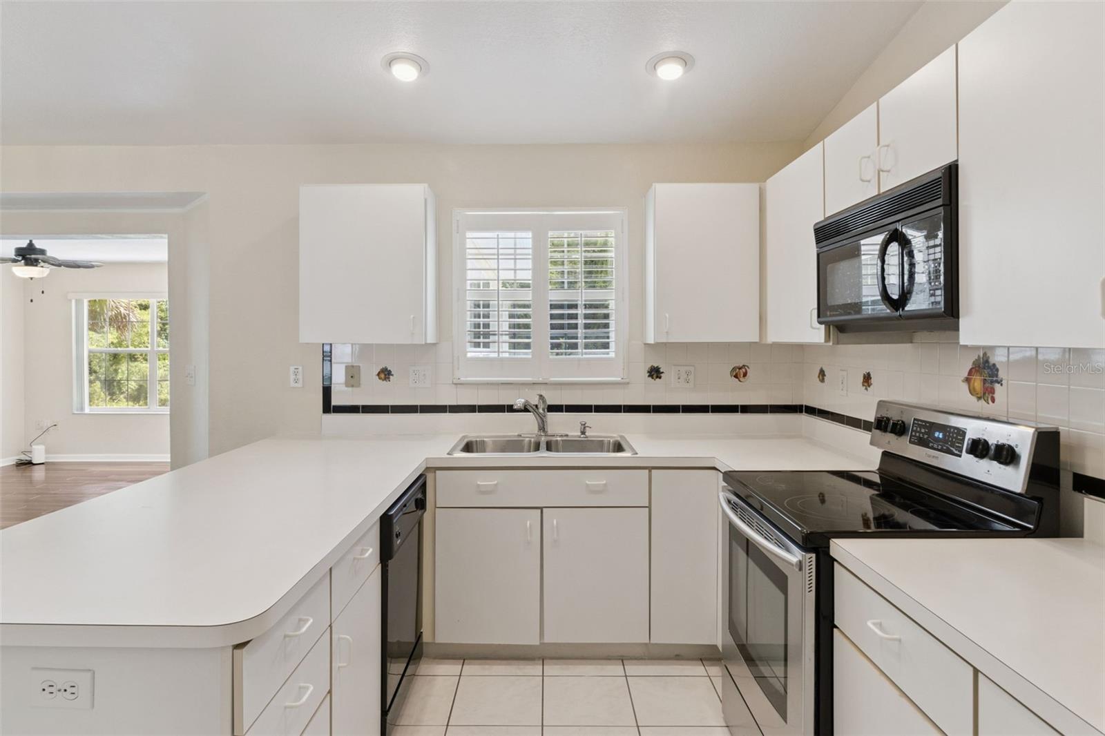 SPRINGLAKE VLG PH 1 - Residential