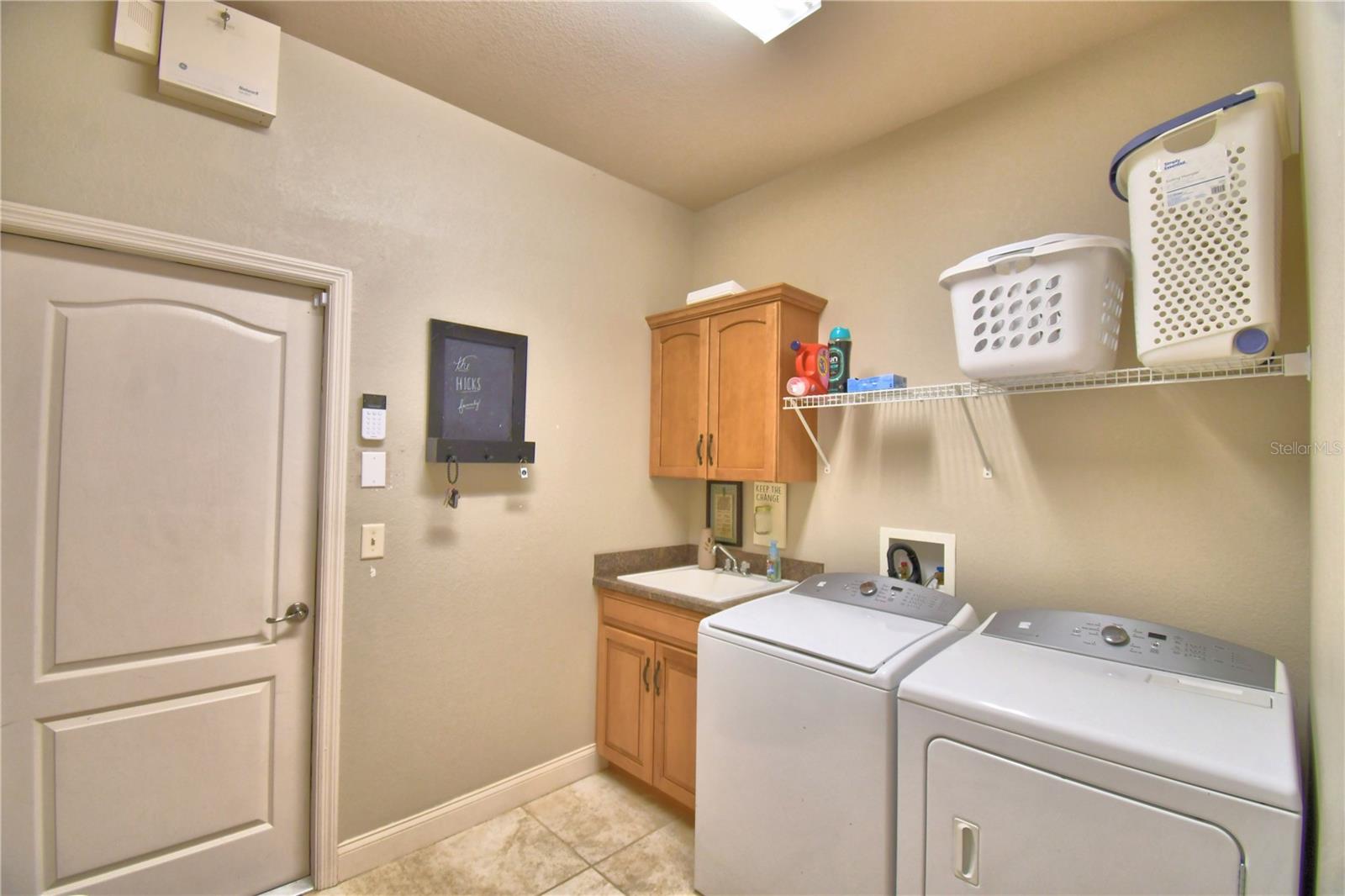 HAWKS RIDGE - Residential