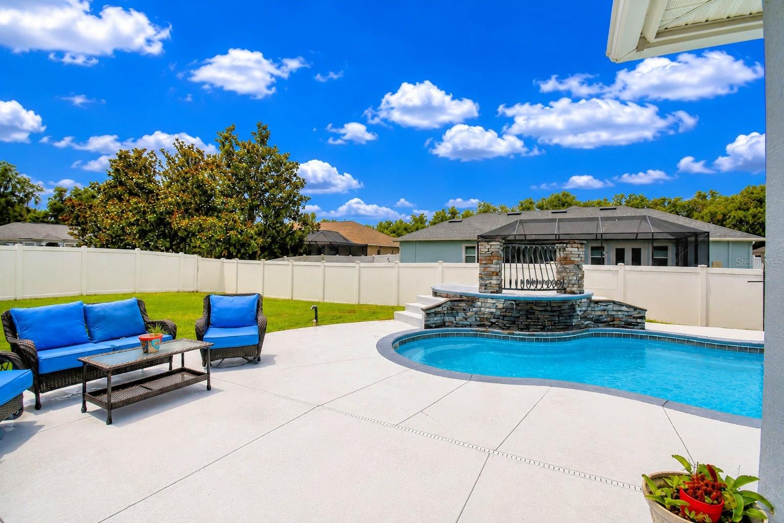 HAWKS RIDGE - Residential