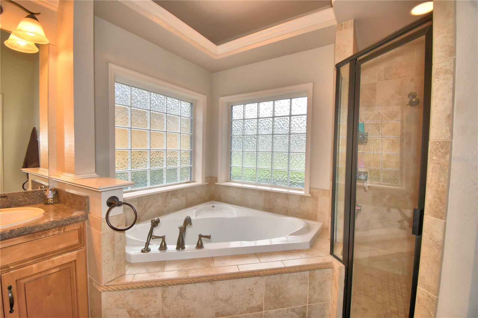 HAWKS RIDGE - Residential