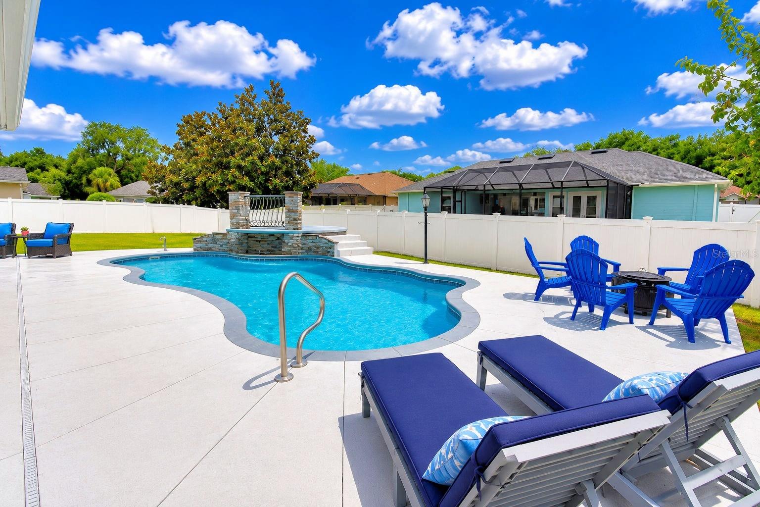 HAWKS RIDGE - Residential