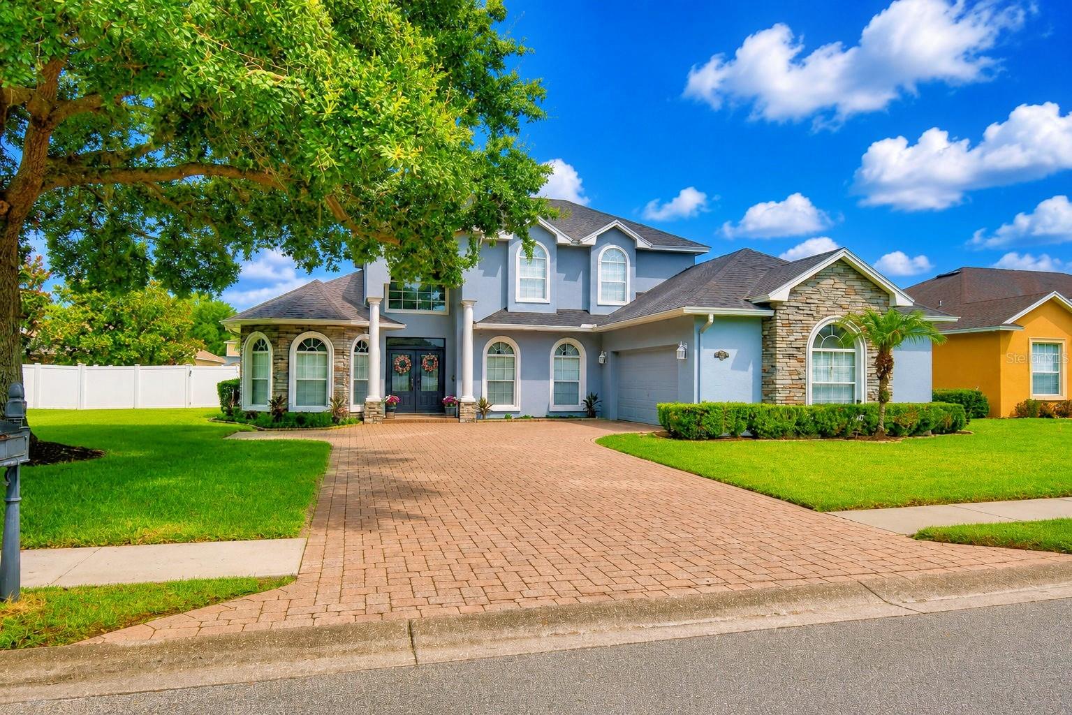 HAWKS RIDGE - Residential
