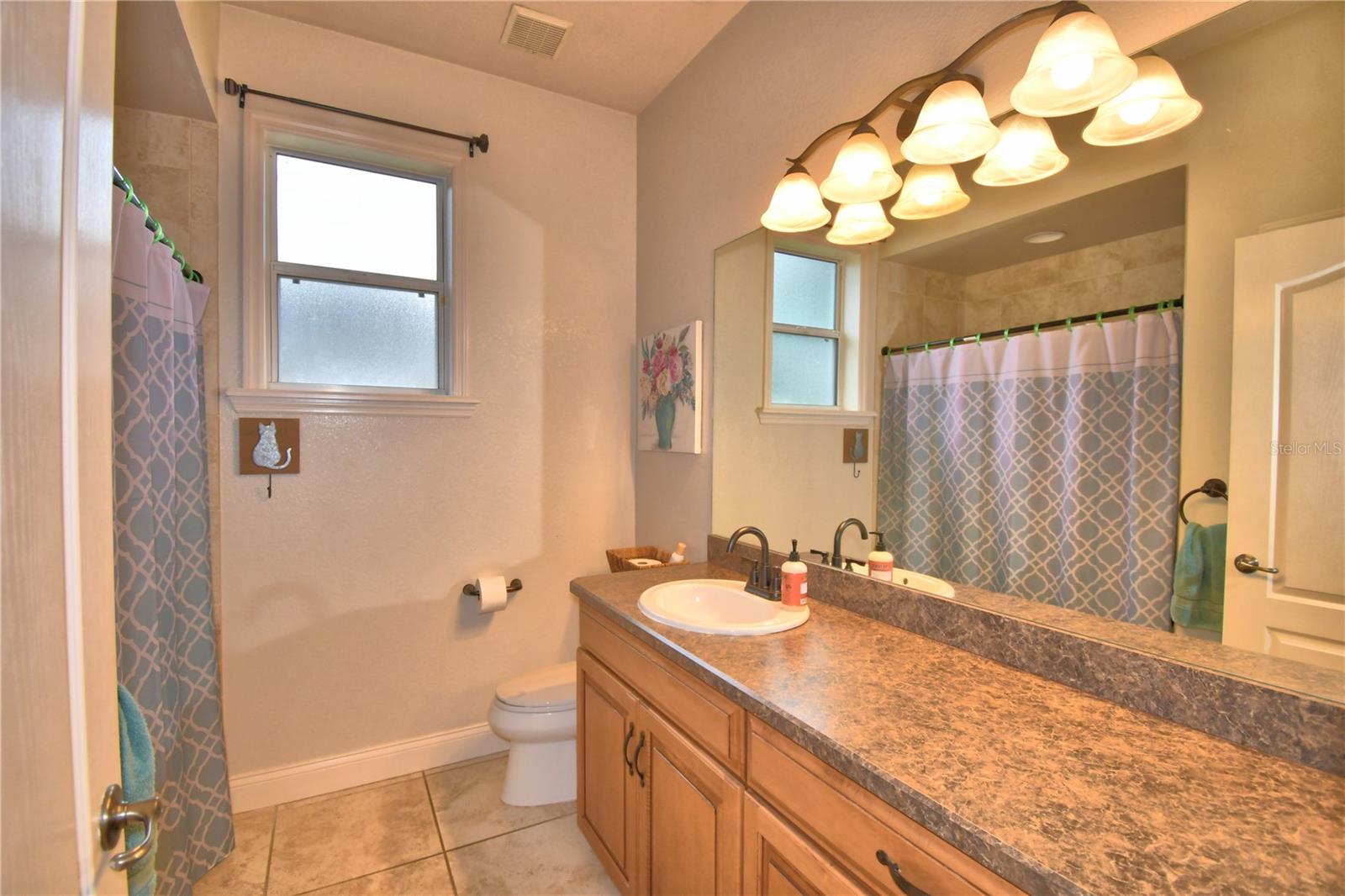 HAWKS RIDGE - Residential