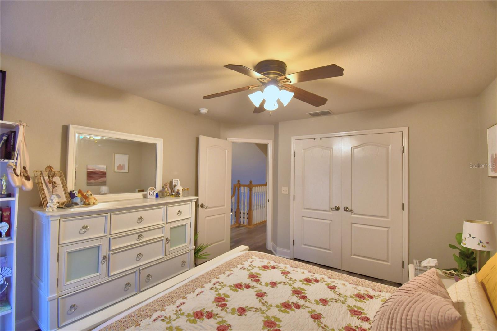 HAWKS RIDGE - Residential