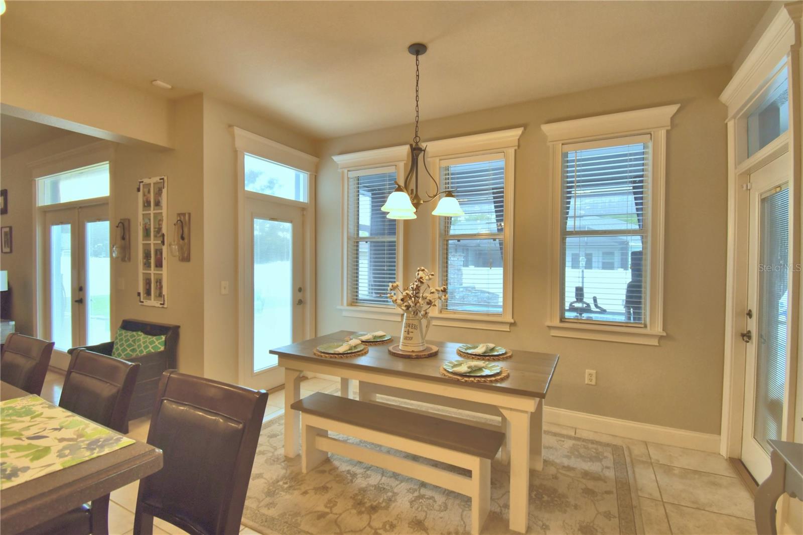 HAWKS RIDGE - Residential