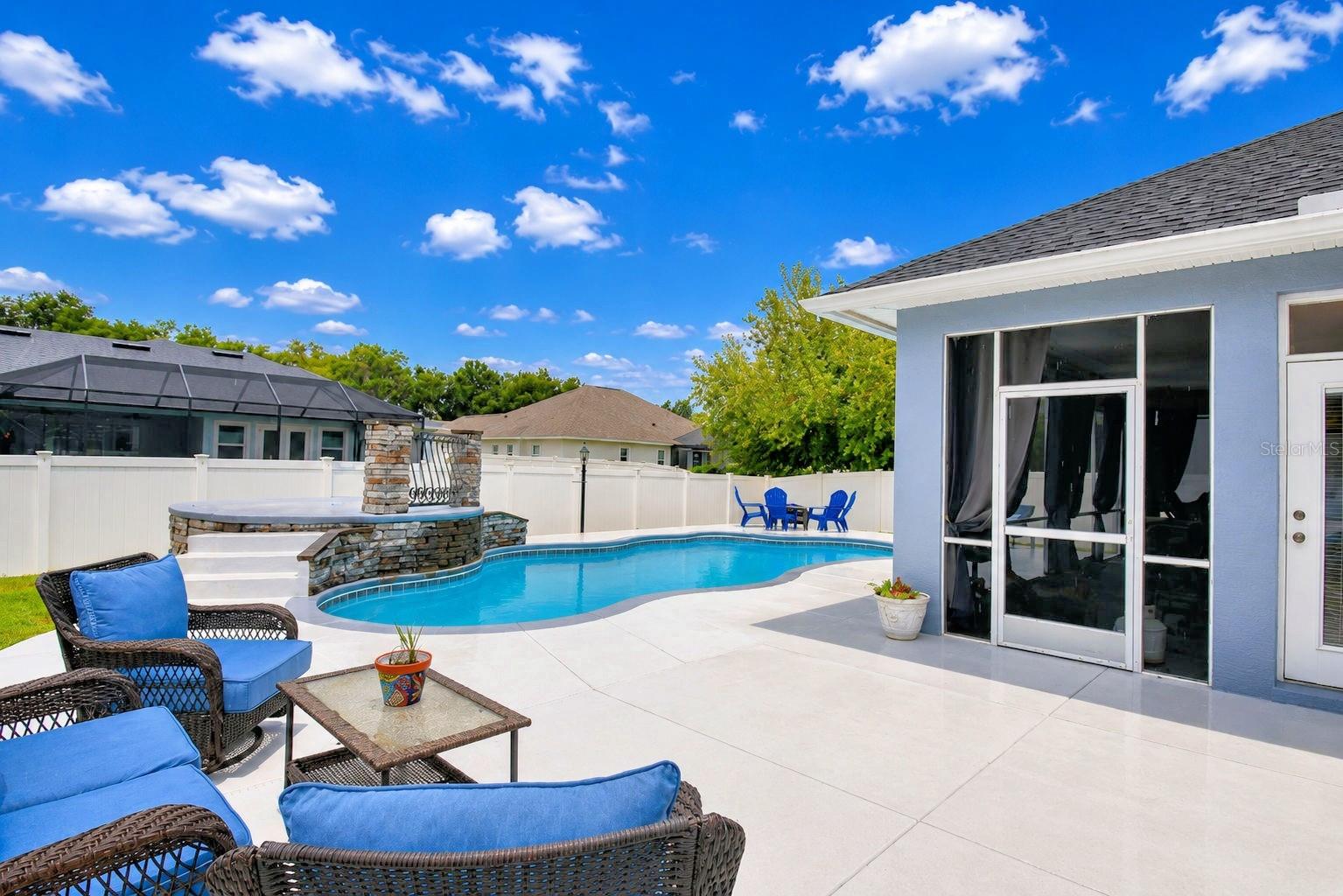 HAWKS RIDGE - Residential