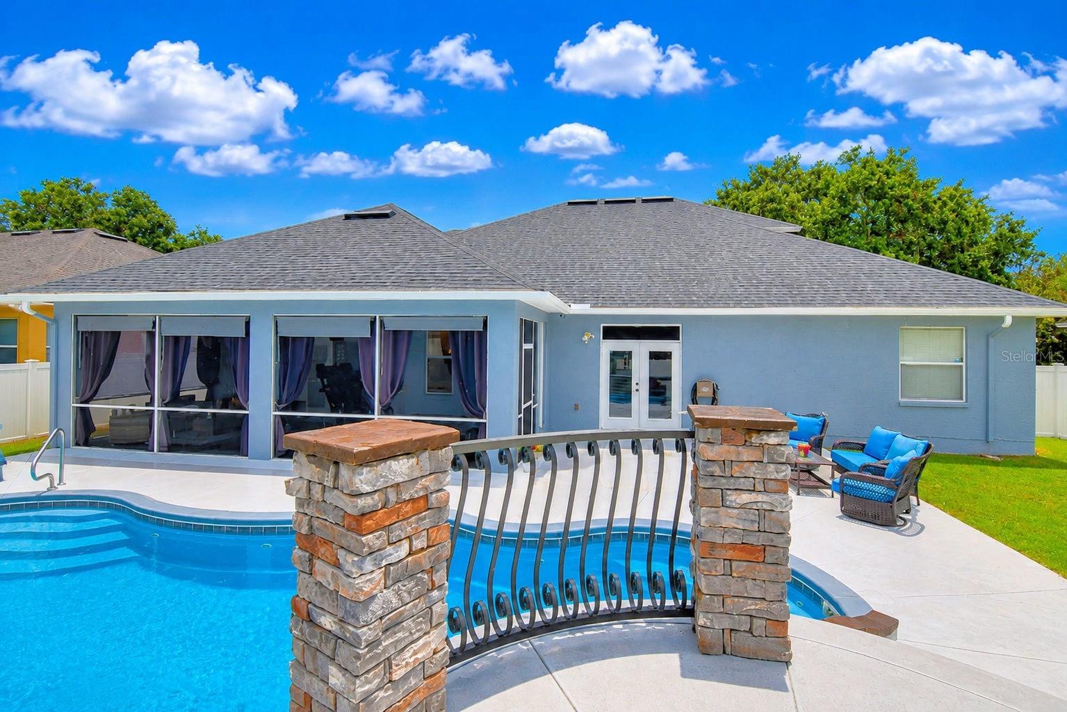 HAWKS RIDGE - Residential