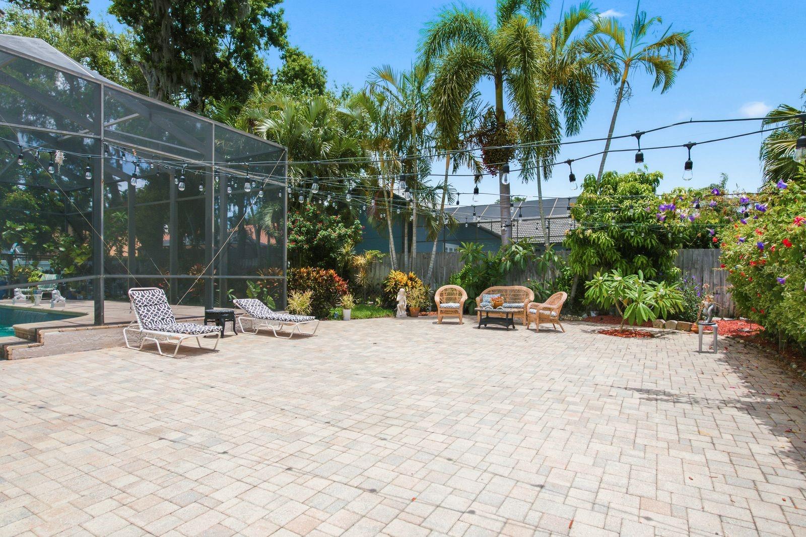 OAK TRAIL - Residential