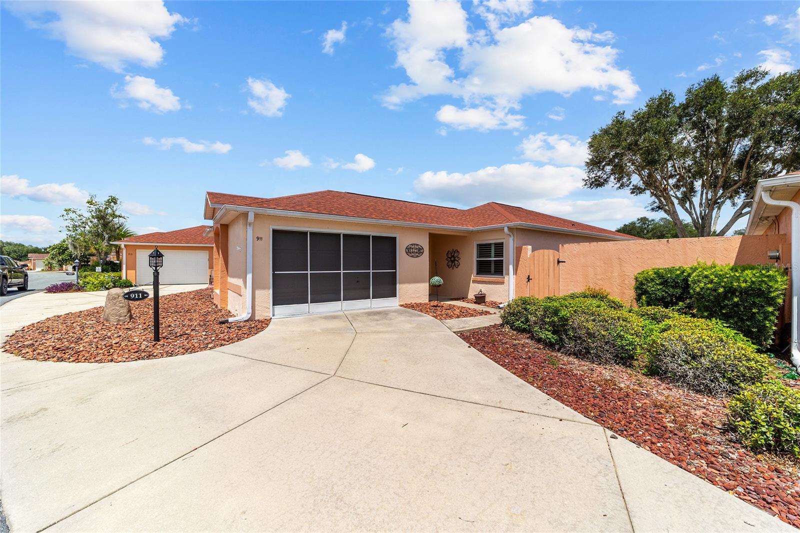 ORANGE BLOSSOM GARDEN - Residential
