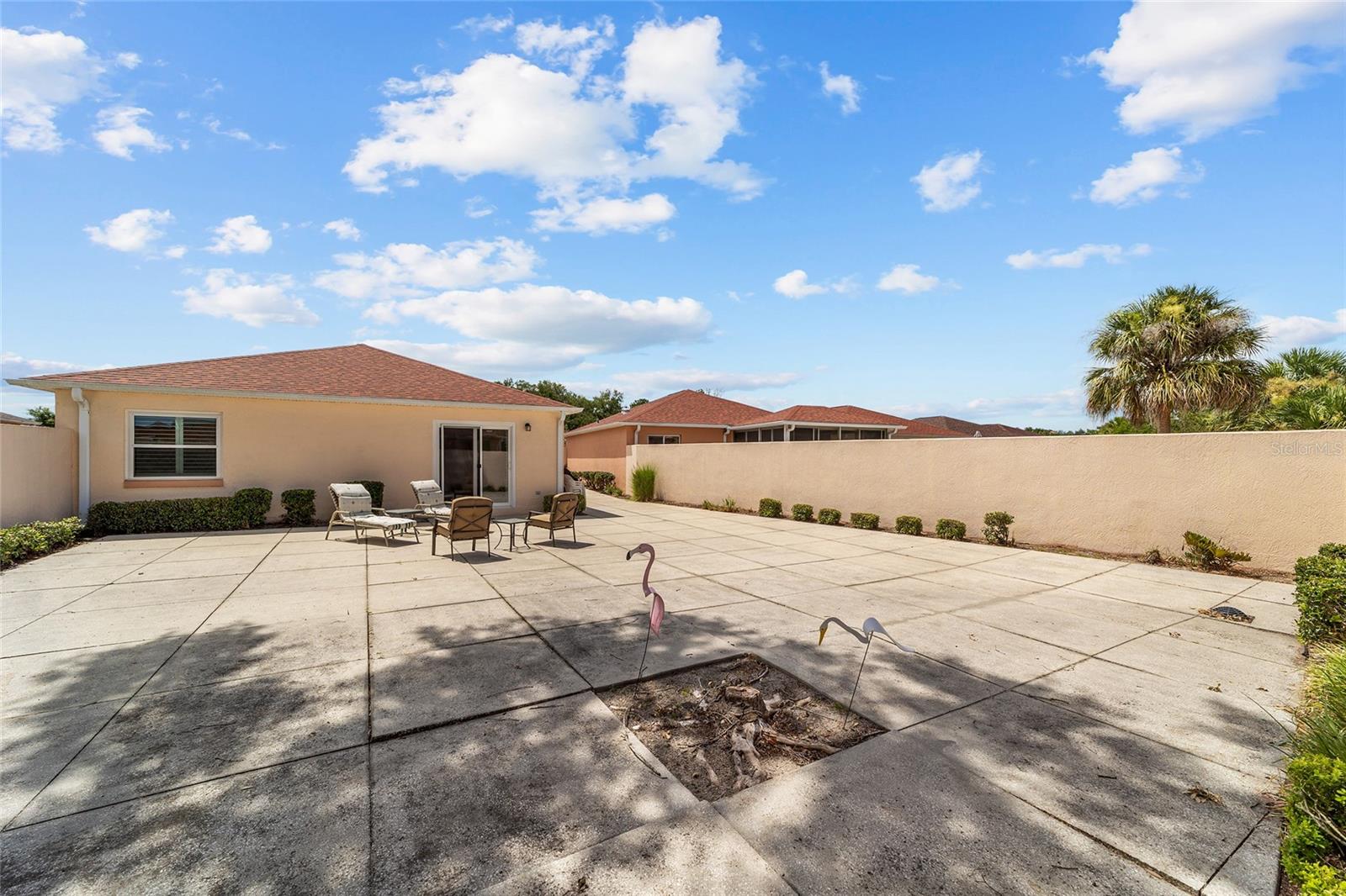 ORANGE BLOSSOM GARDEN - Residential