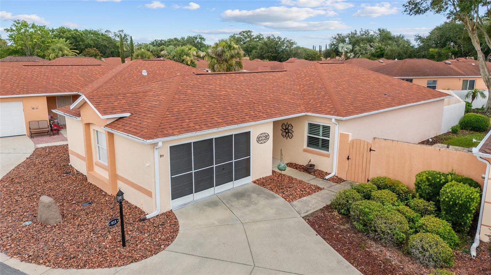 ORANGE BLOSSOM GARDEN - Residential
