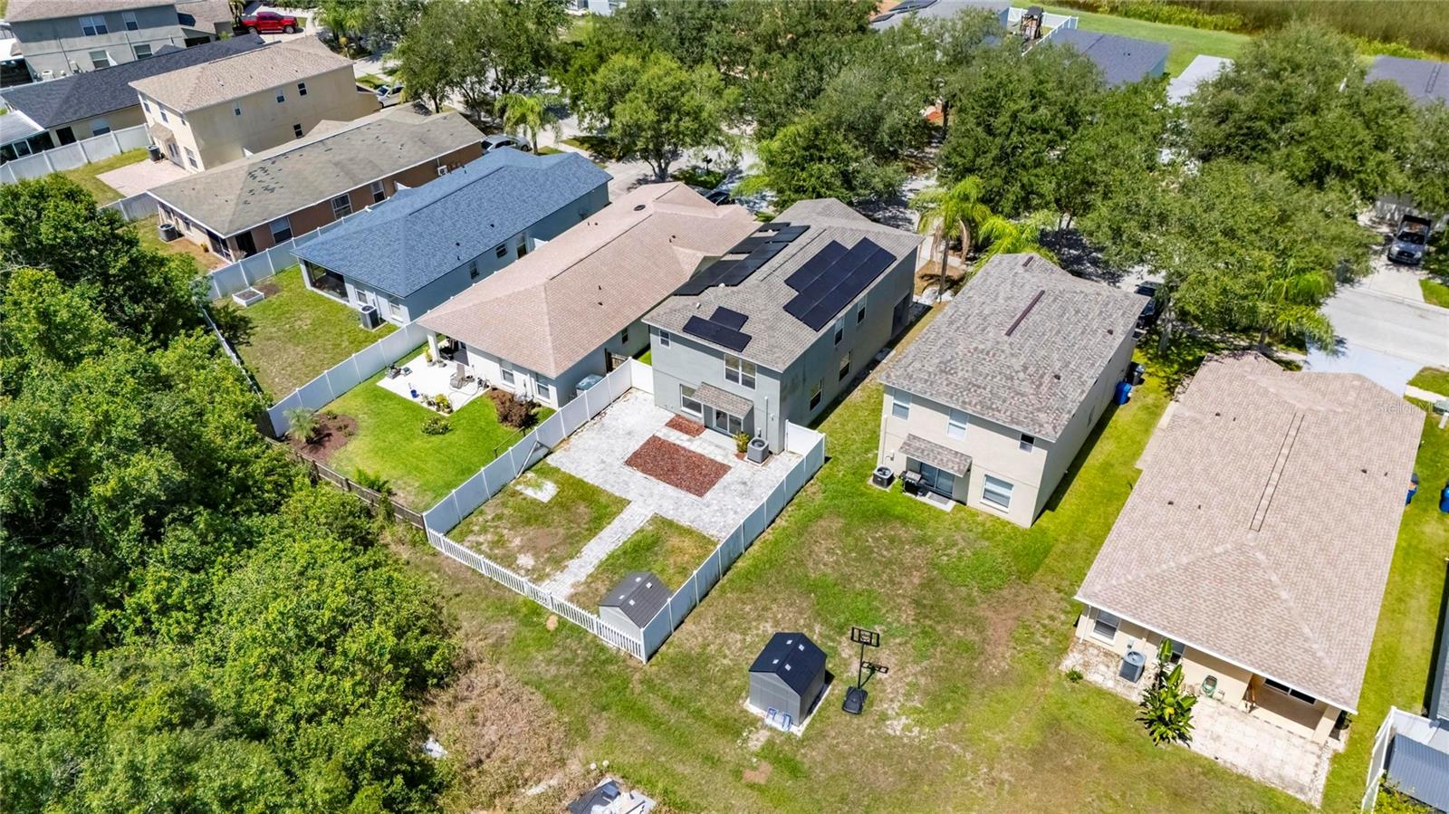 CARRIAGE POINTE PH 1 - Residential