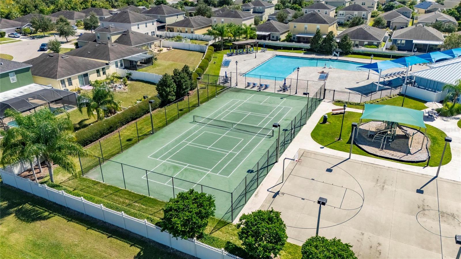 CARRIAGE POINTE PH 1 - Residential