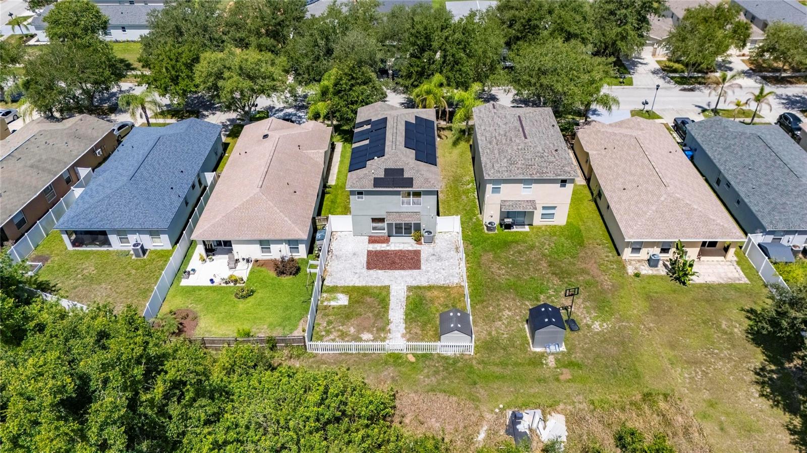 CARRIAGE POINTE PH 1 - Residential