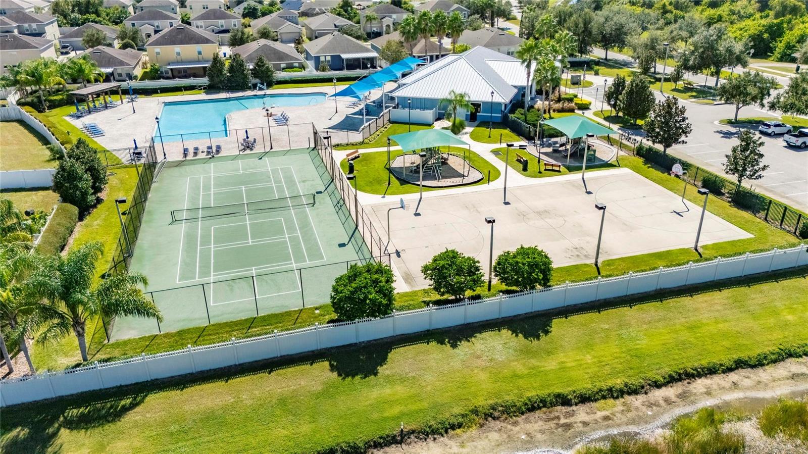 CARRIAGE POINTE PH 1 - Residential
