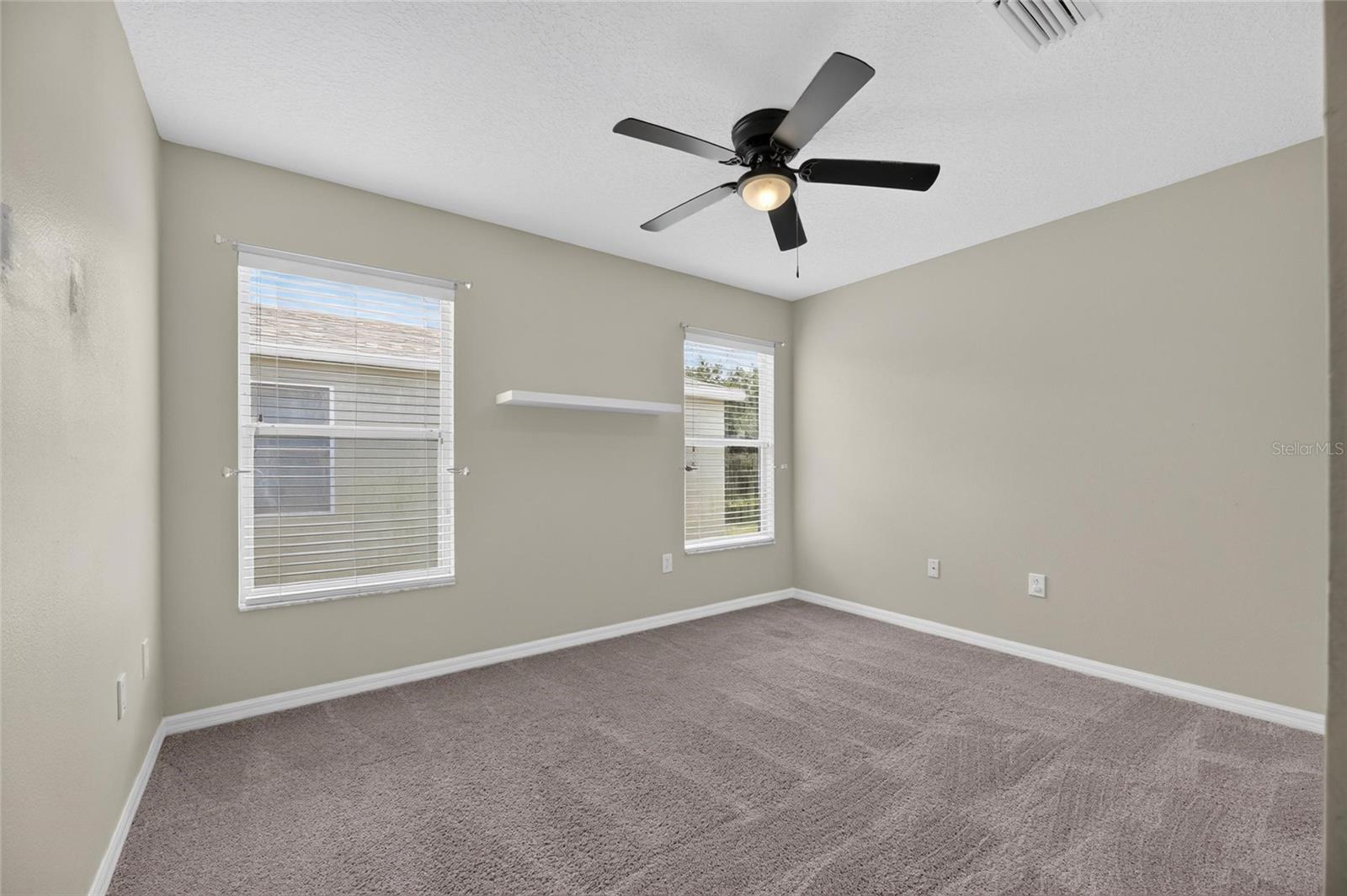 CARRIAGE POINTE PH 1 - Residential