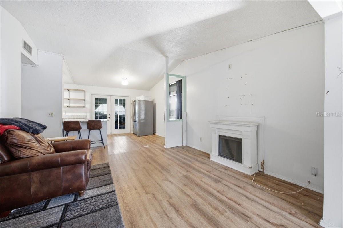 UNPLATTED - Residential