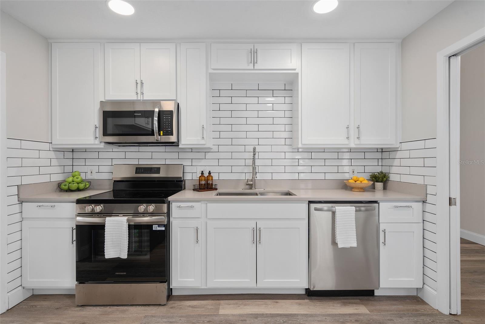 MAGNOLIA WOODS AT ERROL ESTATE - Residential
