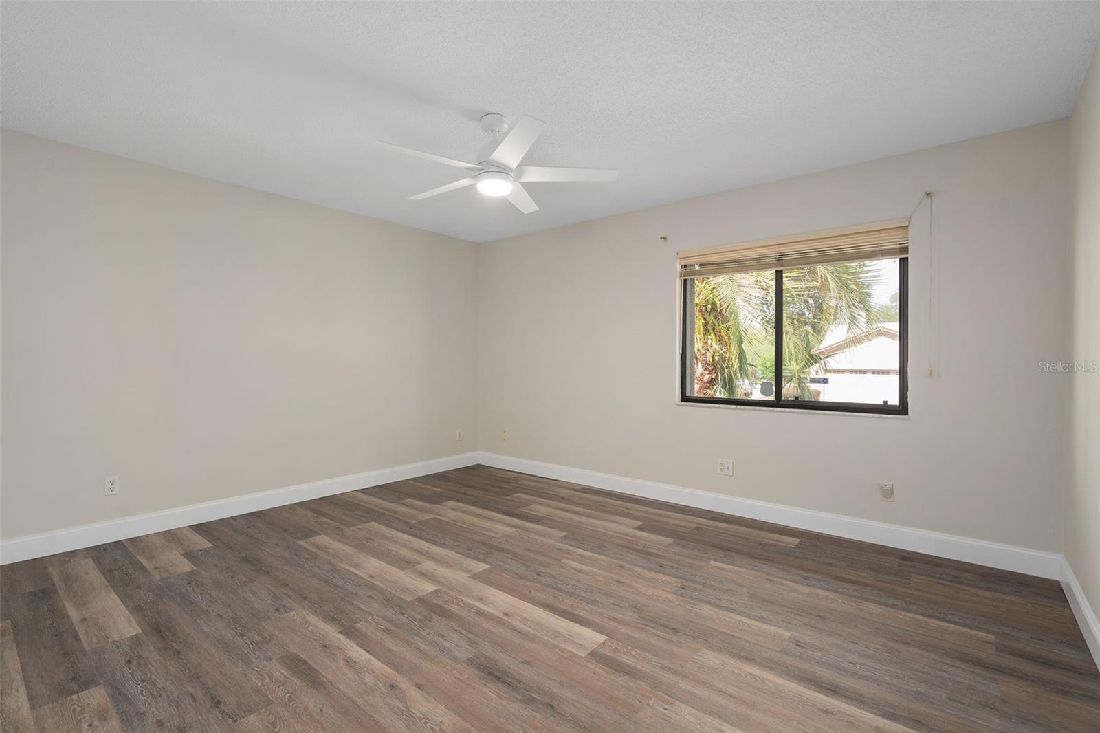 MAGNOLIA WOODS AT ERROL ESTATE - Residential