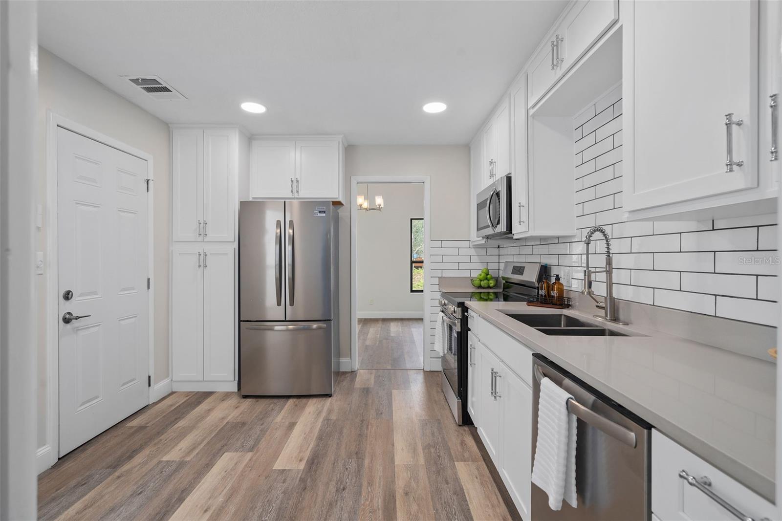 MAGNOLIA WOODS AT ERROL ESTATE - Residential