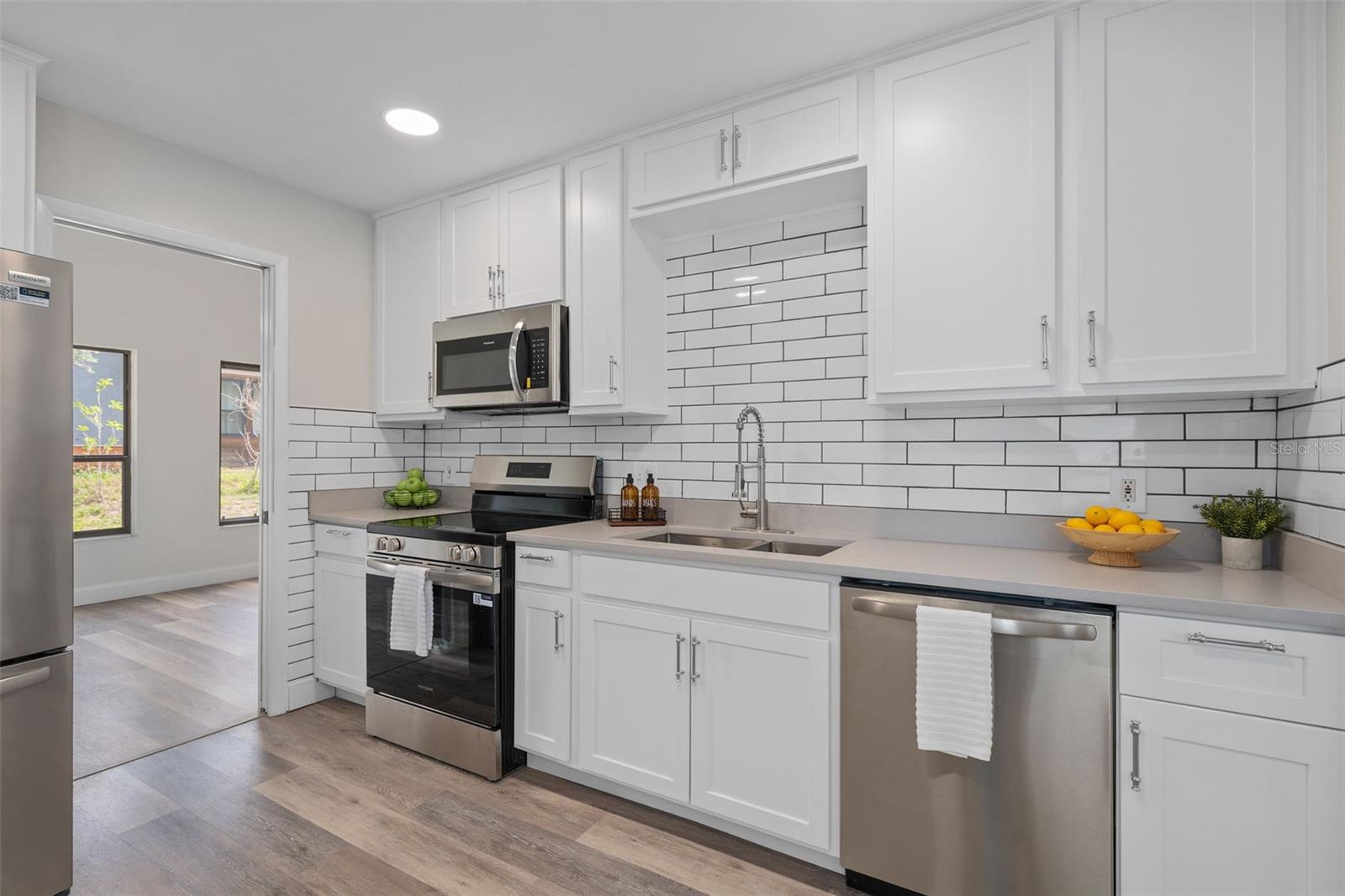 MAGNOLIA WOODS AT ERROL ESTATE - Residential
