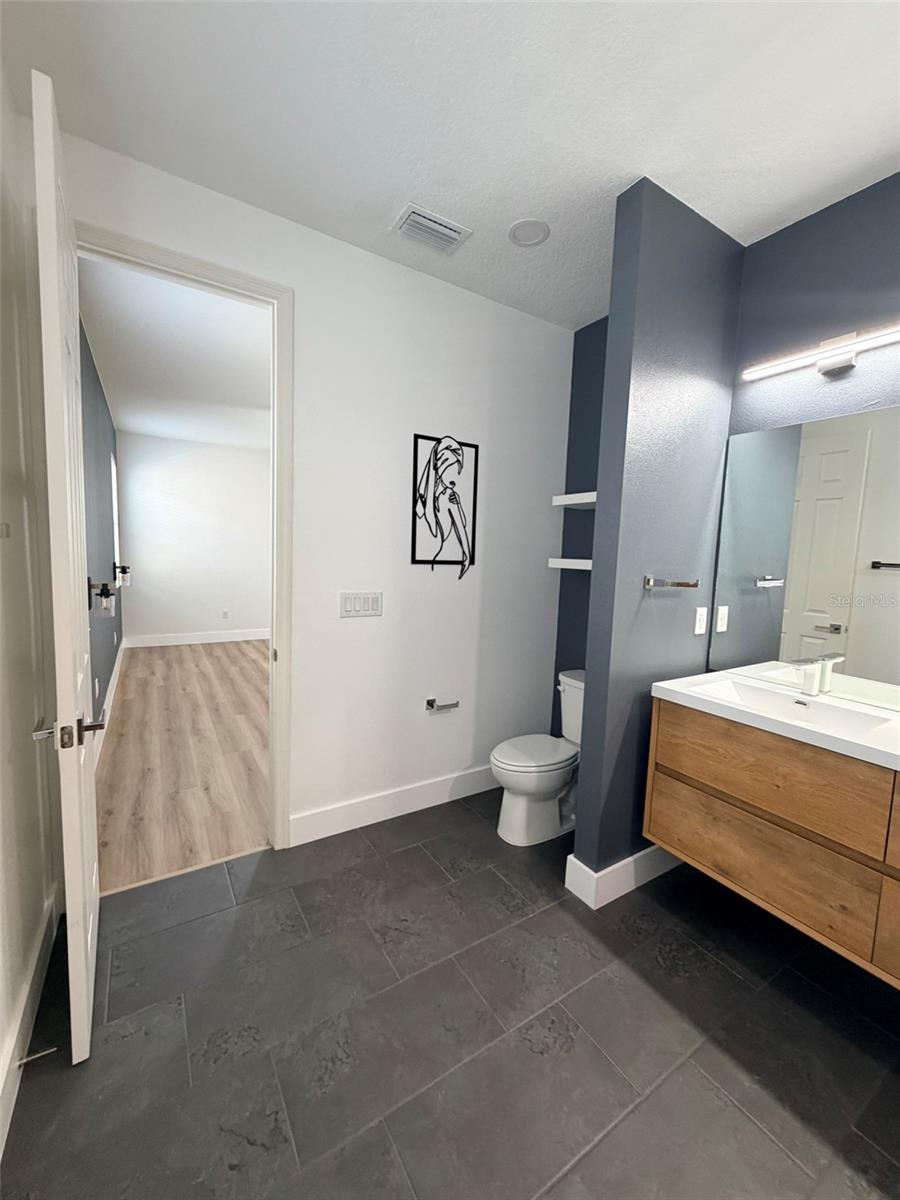 GRADY POINTE - Residential Lease