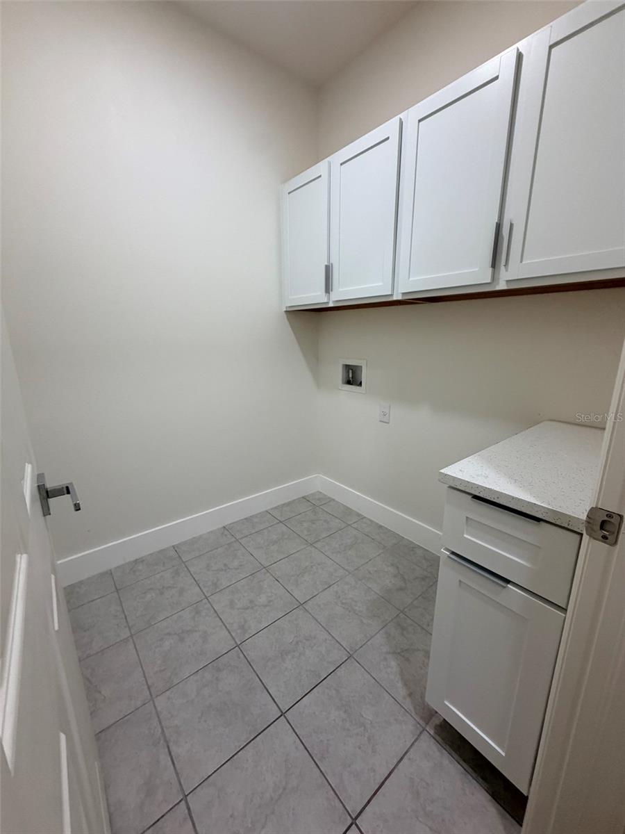 GRADY POINTE - Residential Lease