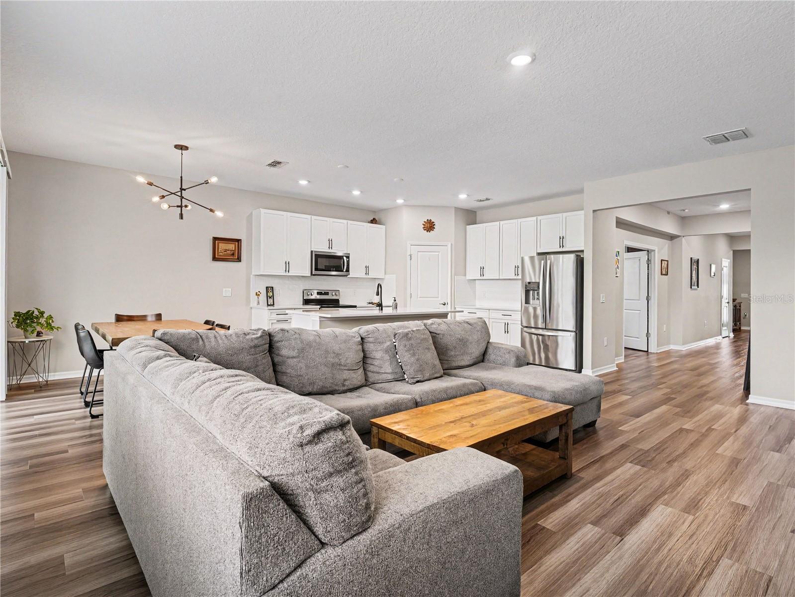 VENICE WOODLANDS PH 1 - Residential