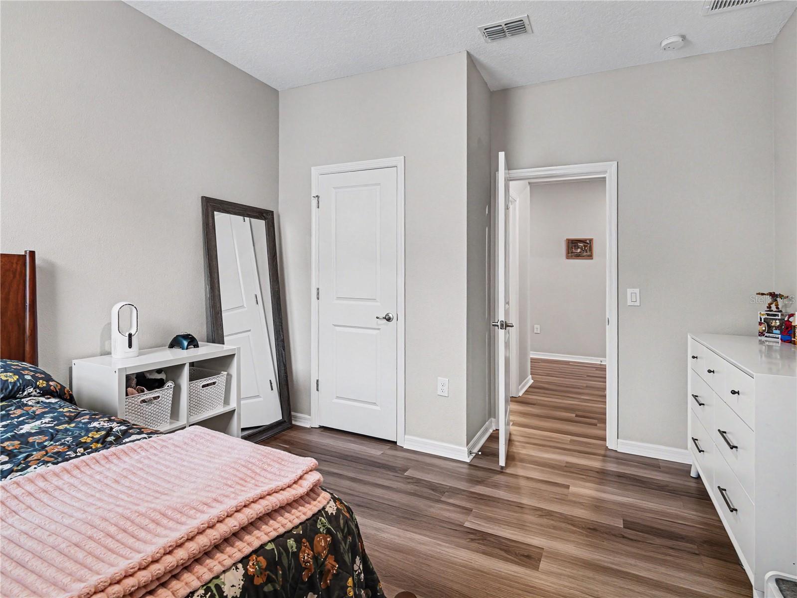 VENICE WOODLANDS PH 1 - Residential