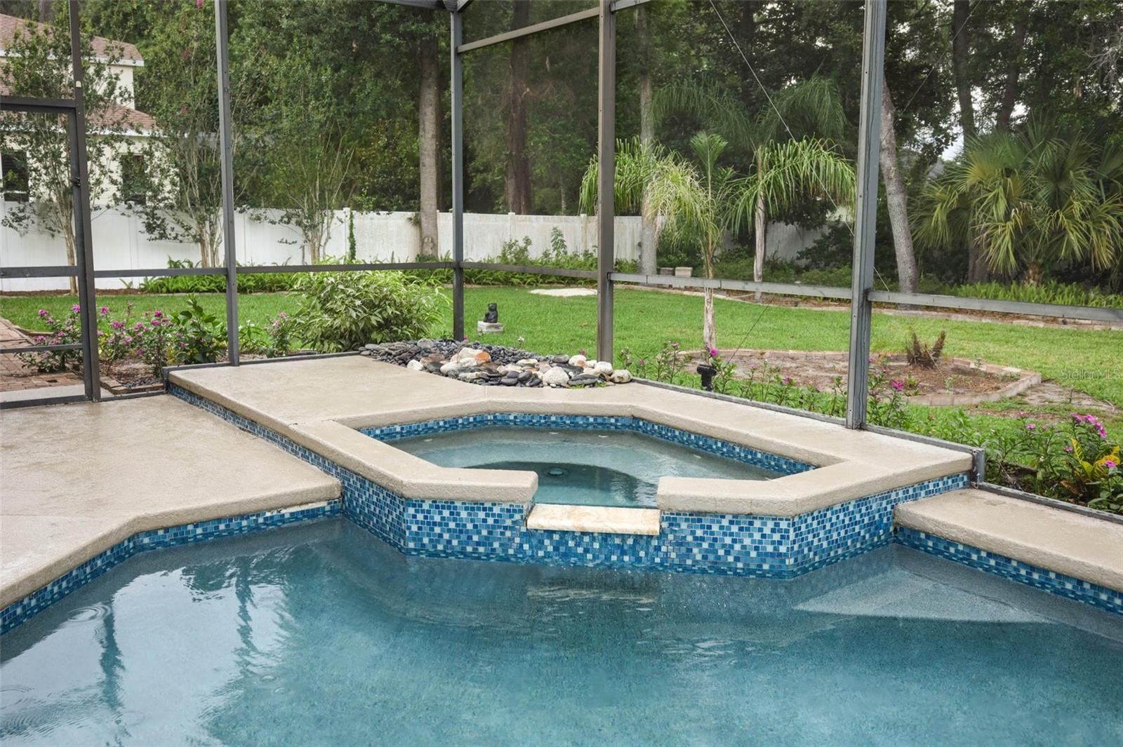 CAPRI COVE - Residential