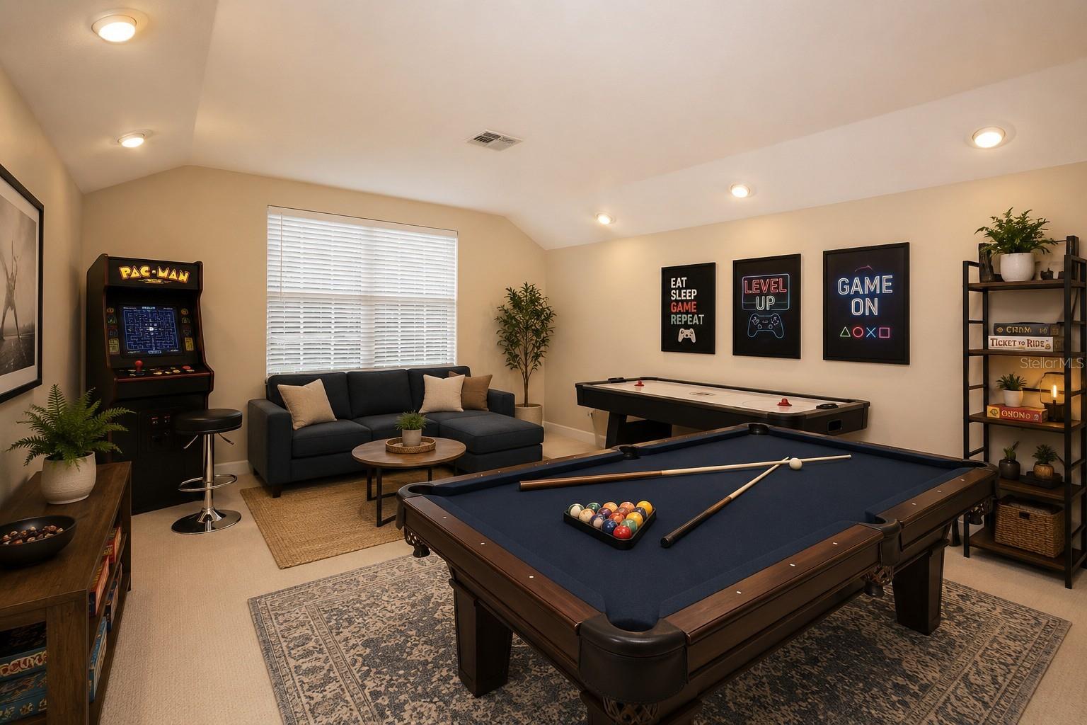 CAPRI COVE - Residential