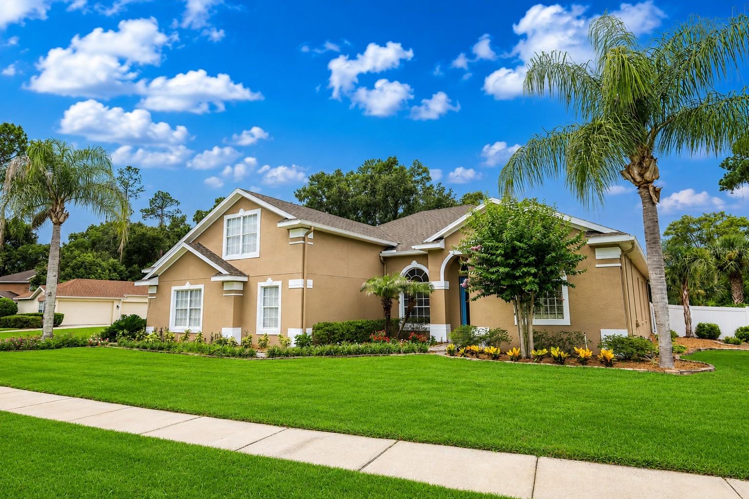CAPRI COVE - Residential