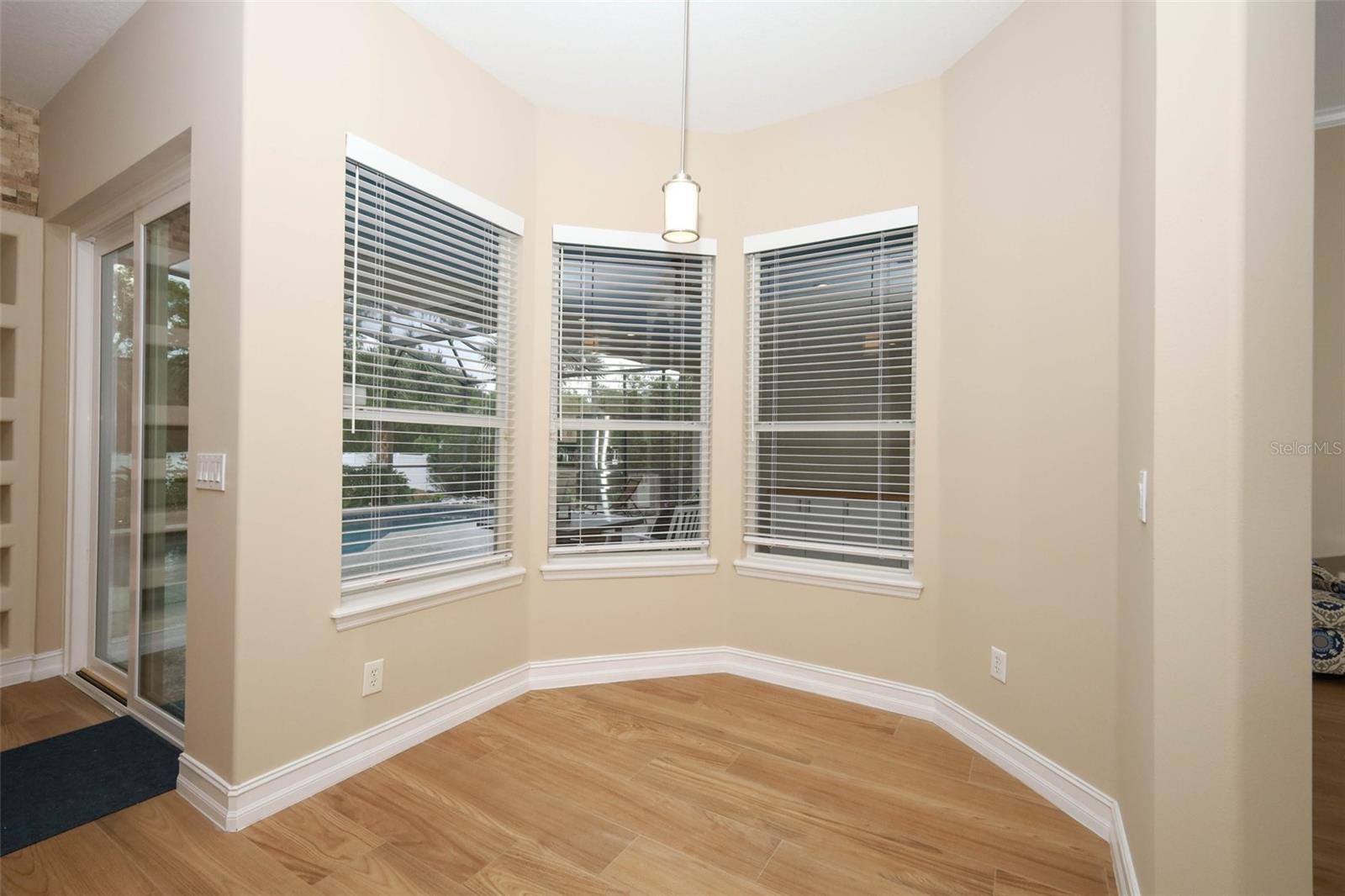 CAPRI COVE - Residential