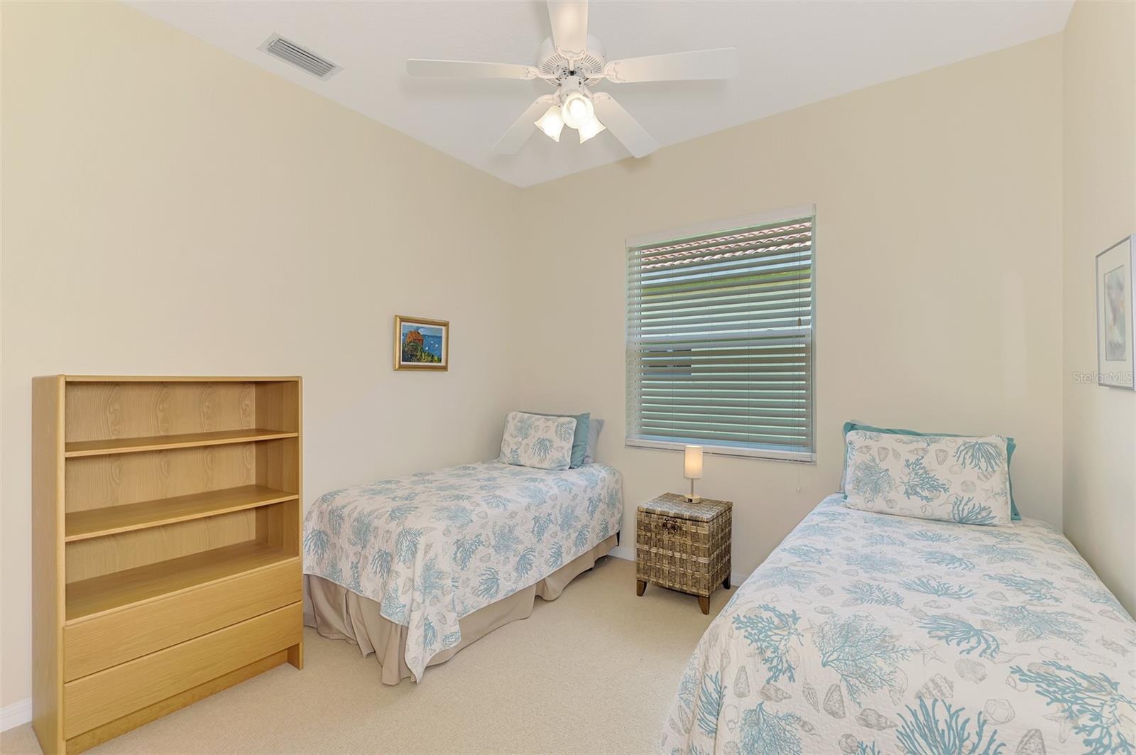 THE HAMPTONS - Residential