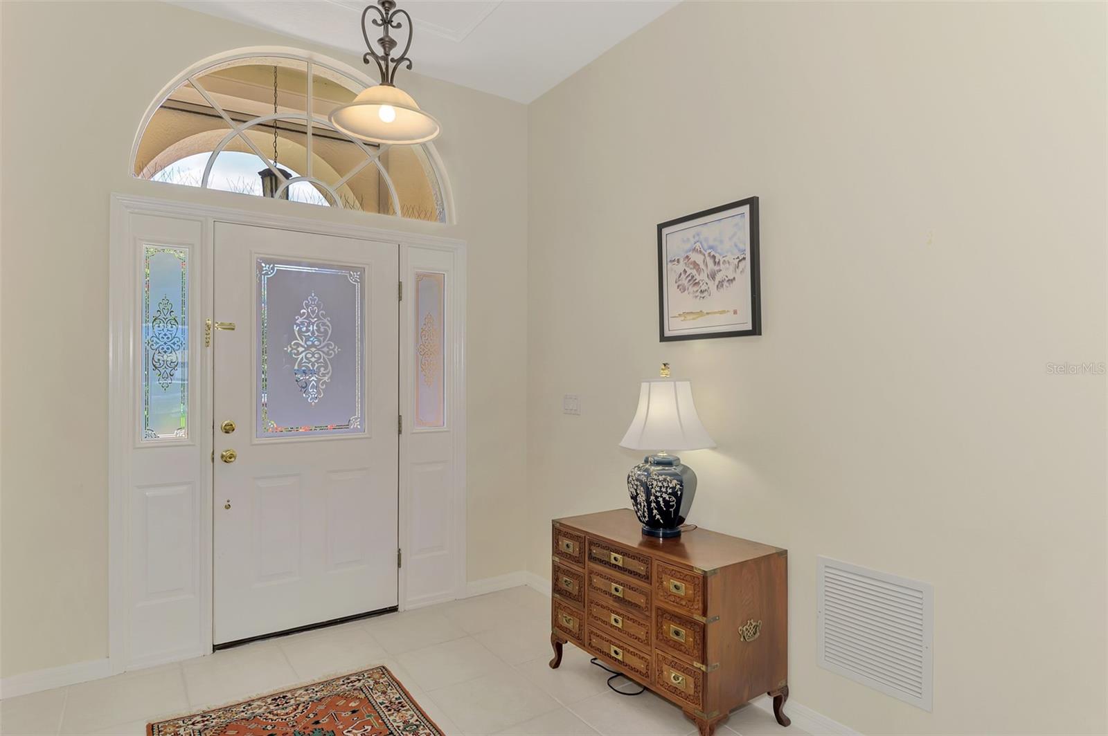 THE HAMPTONS - Residential