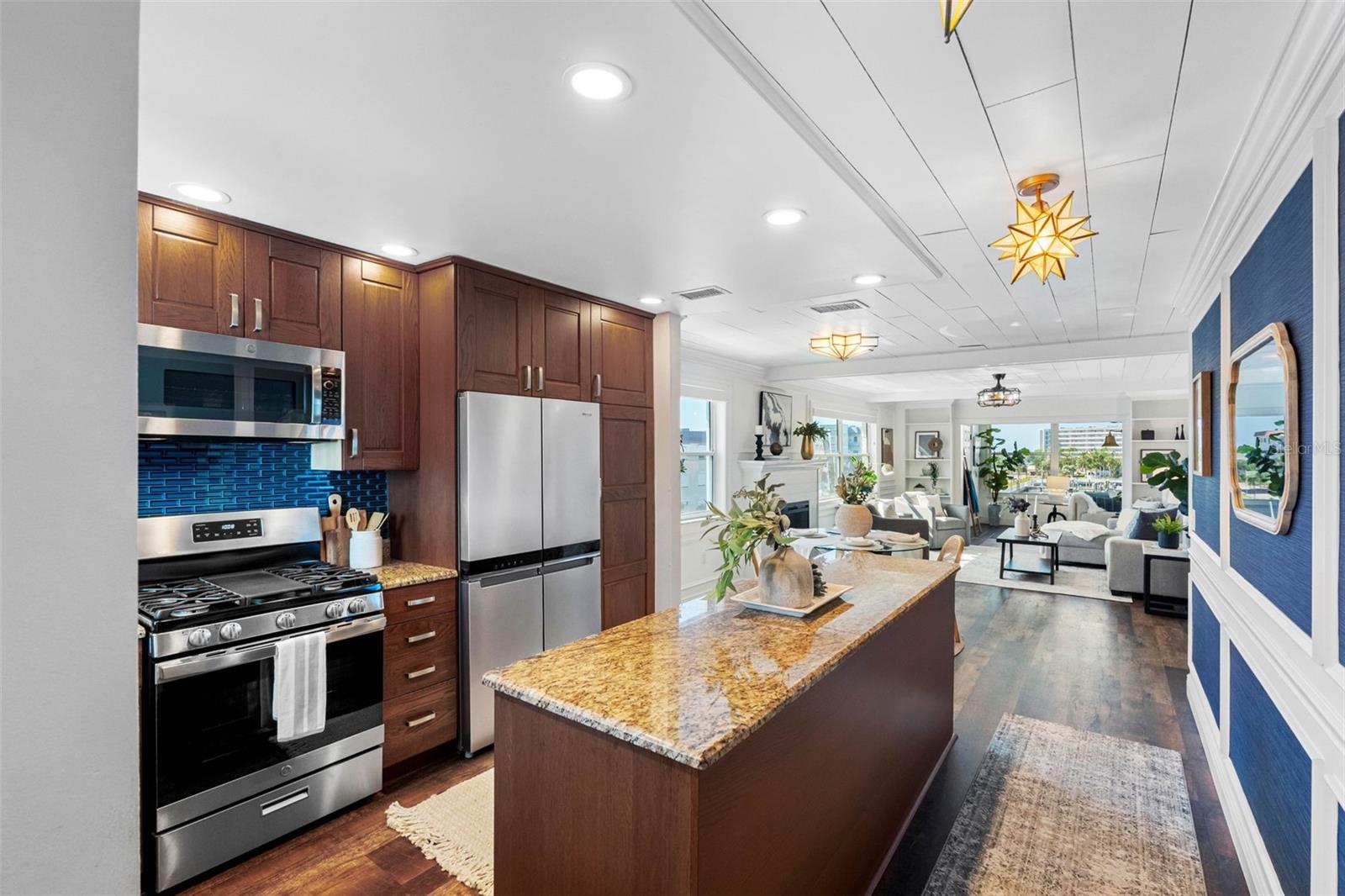 TOWN SHORES OF GULFPORT - Residential