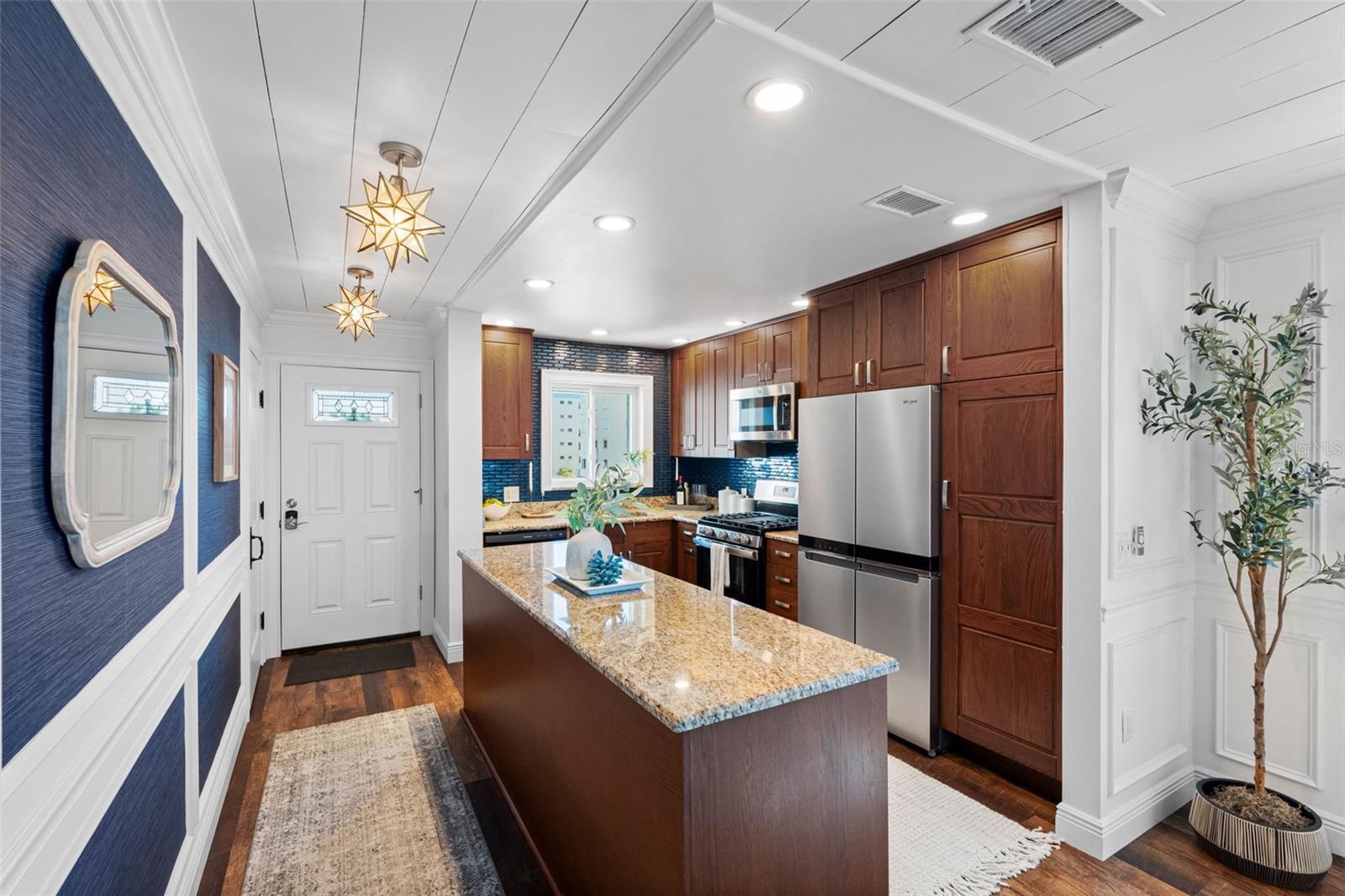 TOWN SHORES OF GULFPORT - Residential